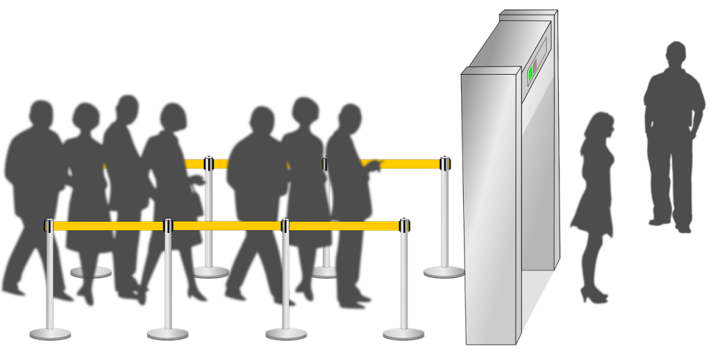 illustration de personnes attendant pour passer sous un portique de sécurité sous le contrôle d'une personne